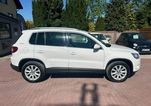 Volkswagen Tiguan cena 38800 przebieg: 223000, rok produkcji 2011 z Brzozów małe 562